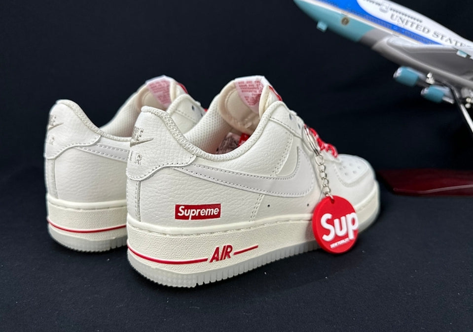 Les baskets Nike Air Force 1 combinent style et performance, offrant une expérience exceptionnelle.pas cher. Le moins cher.