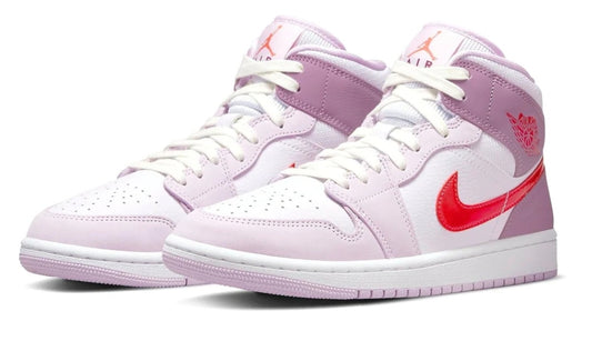 Les baskets Air Jordan 1 offrent un style iconique et une performance légendaire.
 leur design emblématique .pas cher. Le moins cher.