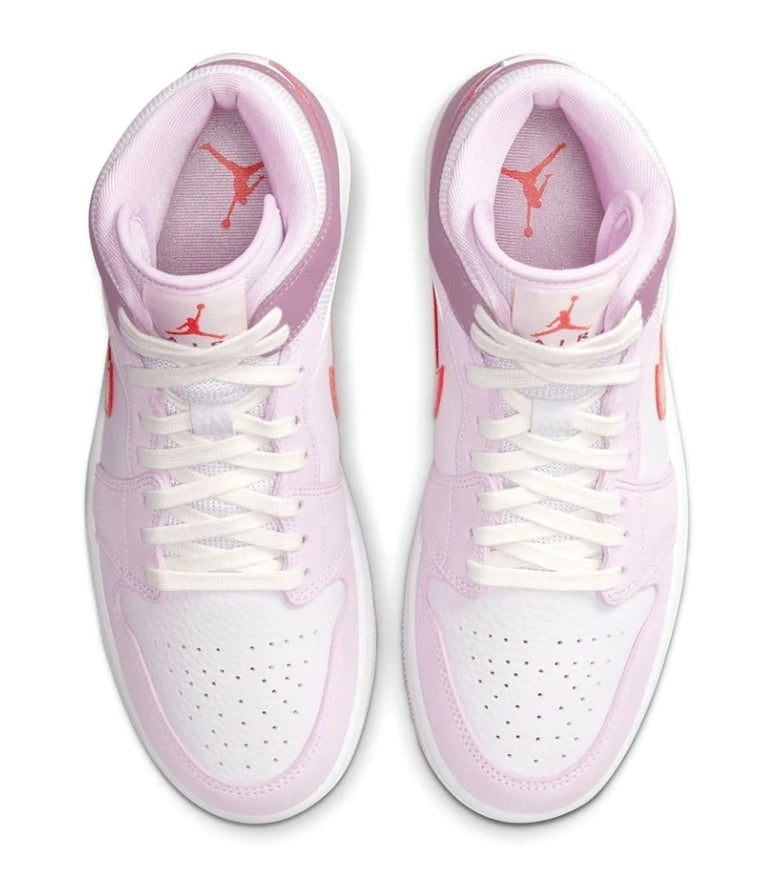 Les baskets Air Jordan 1 offrent un style iconique et une performance légendaire.
leur design emblématique .pas cher. Le moins cher.