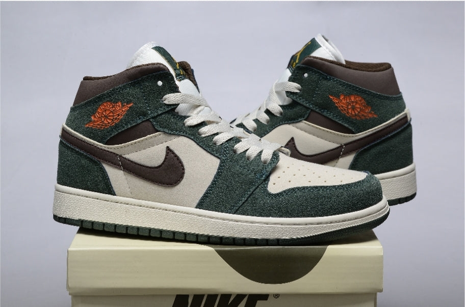 Les baskets Air Jordan 1 offrent un style iconique et une performance légendaire.
 leur design emblématique .pas cher. Le moins cher.