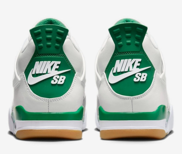 Les baskets Air Jordan 4 offrent un style iconique et une performance remarquable.
leur design distinctif pas cher. le moin cher.