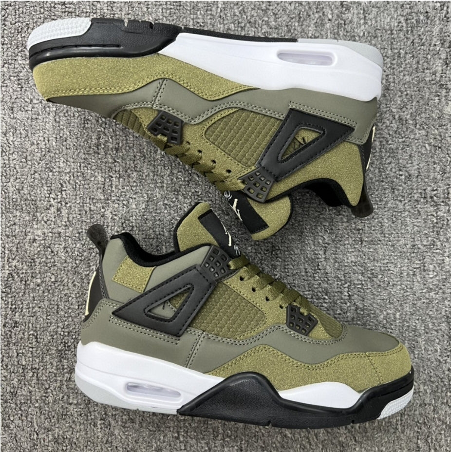 Les baskets Air Jordan 4 offrent un style iconique et une performance remarquable.
leur design distinctif pas cher. le moin cher.