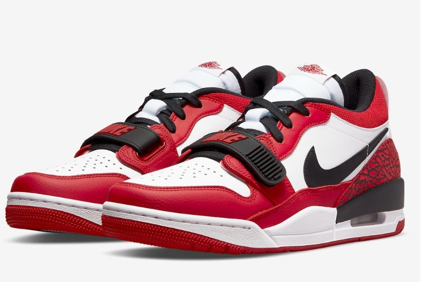 Les baskets Air Jordan Legacy offrent un style emblématique et une performance exceptionnelle.
design distinctif.pas Cher. Le moins cher.