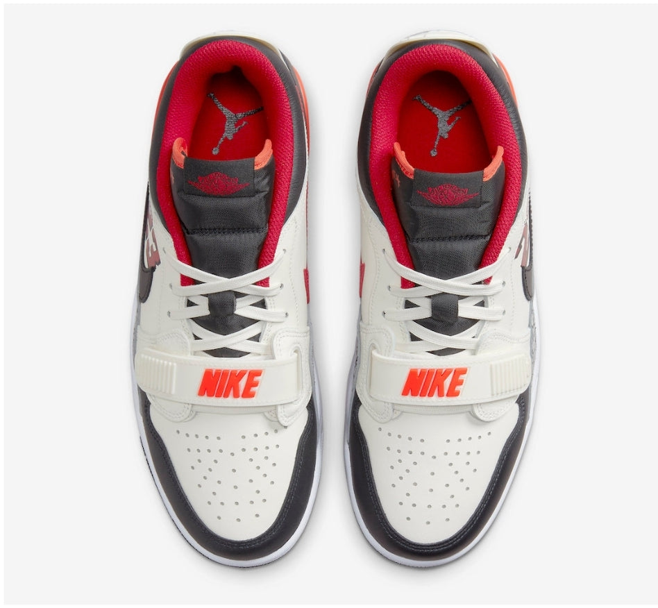 Les baskets Air Jordan Legacy offrent un style emblématique et une performance exceptionnelle.
design distinctif.pas Cher. Le moins cher.