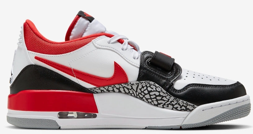 Les baskets Air Jordan Legacy offrent un style emblématique et une performance exceptionnelle.
design distinctif.pas Cher. Le moins cher.