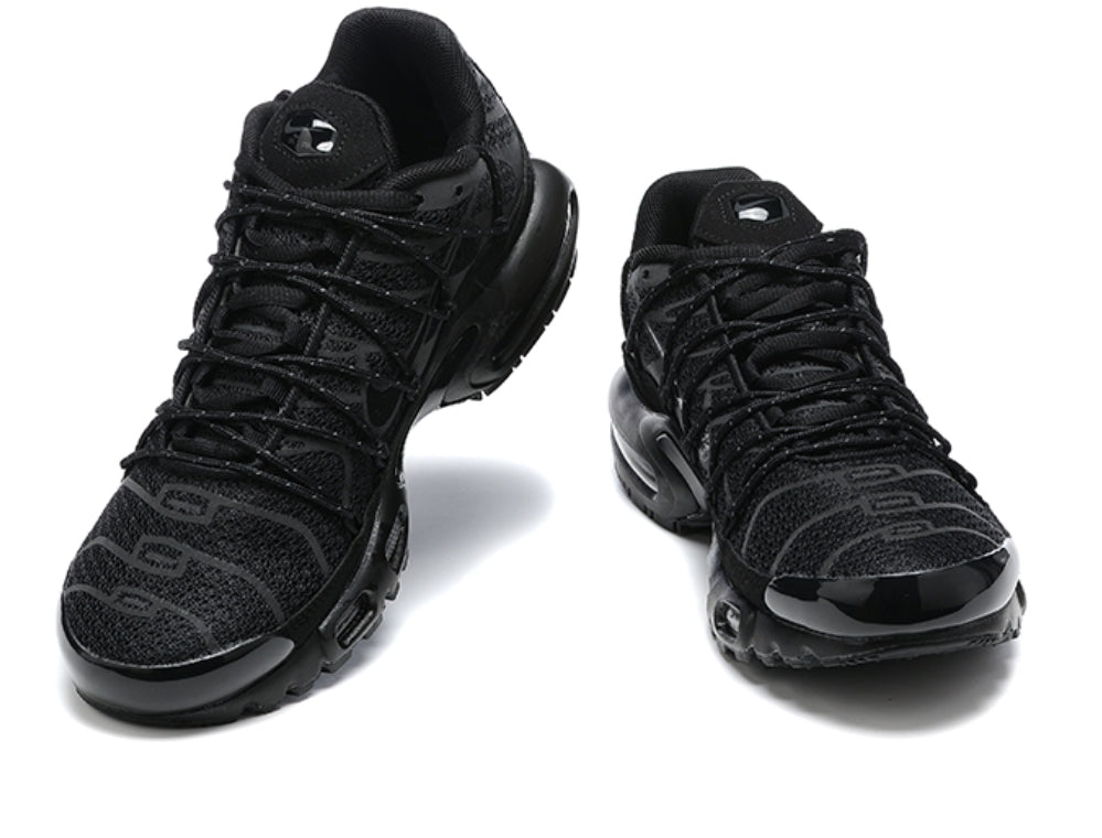 Les Baskets Nike Air Max Tn incarnent un style emblématique et une performance supérieure.
design distinctif .pas cher. Le moins cher.