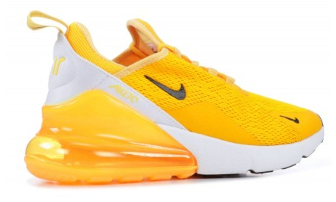 Les Baskets Nike Air Max 270 plus combinent un design élégant et une technologie de pointe. moderne et leur sur toute la longueur.pas cher. Le moins cher.