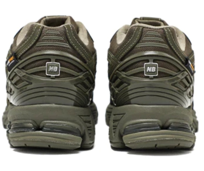 Les baskets New Balance allient style et confort. Leur design classique et leurs matériaux de haute qualité en font un choix idéal pour les amateurs de sneakers.pas cher. Le moins cher.