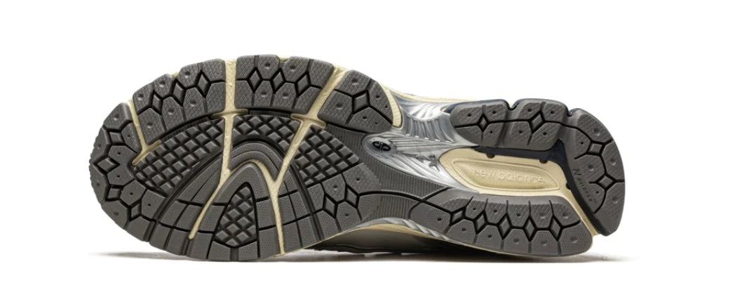 Les baskets New Balance allient style et confort. Leur design classique et leurs matériaux de haute qualité en font un choix idéal pour les amateurs de sneakers.pas cher. Le moins cher.