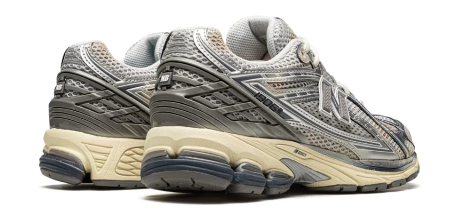 Les baskets New Balance allient style et confort. Leur design classique et leurs matériaux de haute qualité en font un choix idéal pour les amateurs de sneakers.pas cher. Le moins cher.
