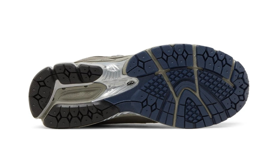 Les baskets New Balance allient style et confort. Leur design classique et leurs matériaux de haute qualité en font un choix idéal pour les amateurs de sneakers.pas cher. Le moins cher.