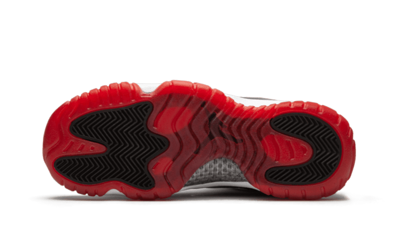 Les Air Jordan 11 Femme permettent de personnaliser votre style tout en bénéficiant d’un confort supérieur.Idéale pour un usage quotidien.