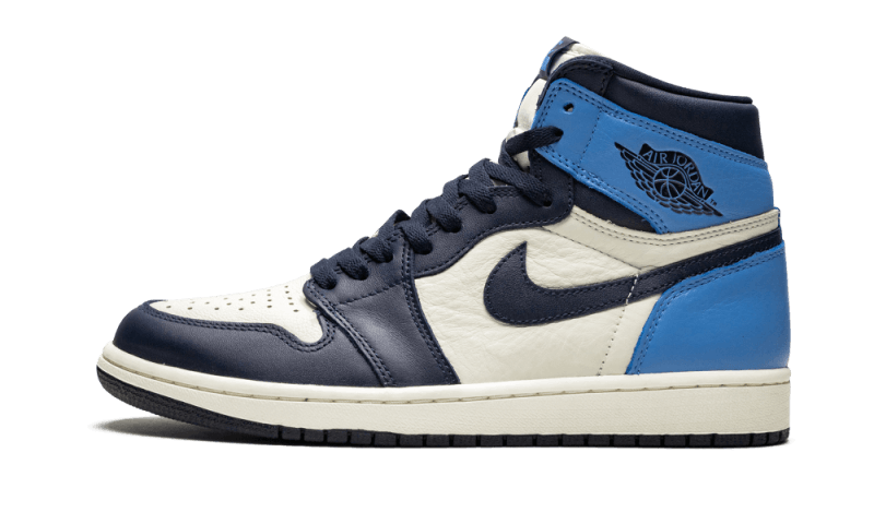 Les baskets Air Jordan 1 Low "Topaz Mist (GS)" pour femmes offrent une esthétique élégante avec des nuances de Topaz Mist.