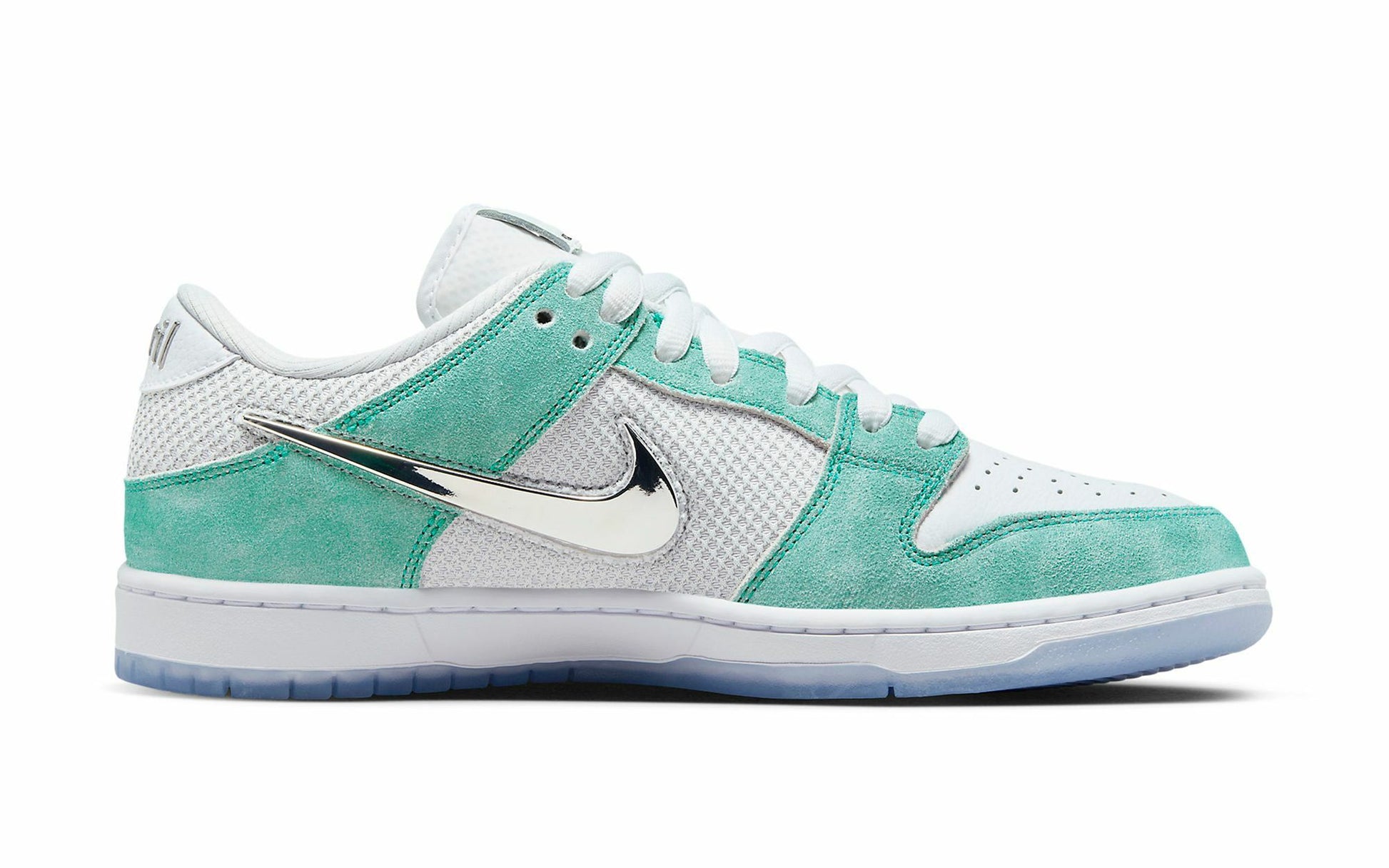 Les baskets Nike SB Dunk allient un style emblématique à un confort supérieur. Leur design légendaire et leurs matériaux de haute qualité. Pas cher.le moins cher .