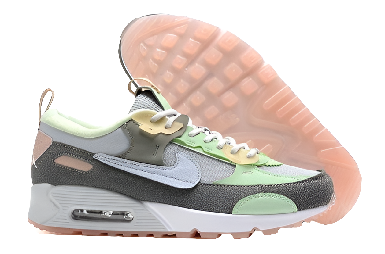 Les Nike Air Max 90 Futura sont des pièces maîtresses de la mode.
