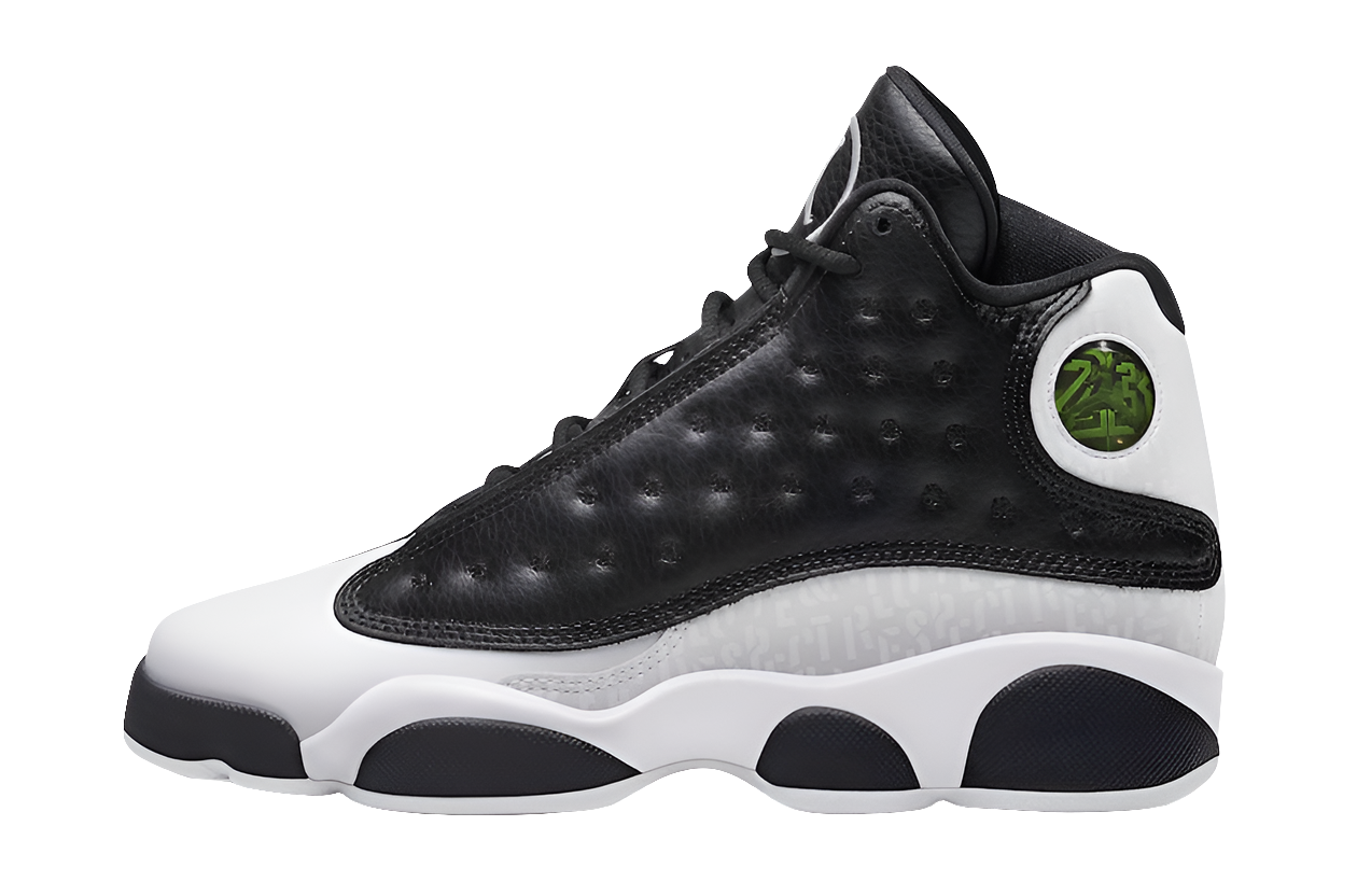 Les baskets Air Jordan 13 "Love & Respect" (Black and White) Femme permettent de personnaliser votre style tout en bénéficiant d’un confort supérieur.