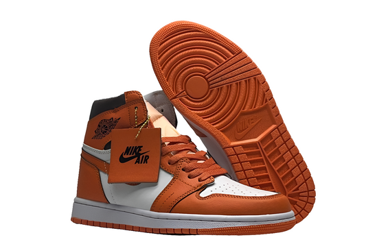 Les baskets Air Jordan 1 offrent un style iconique et une performance légendaire.
De plus, leur design emblématique et leur utilisation.