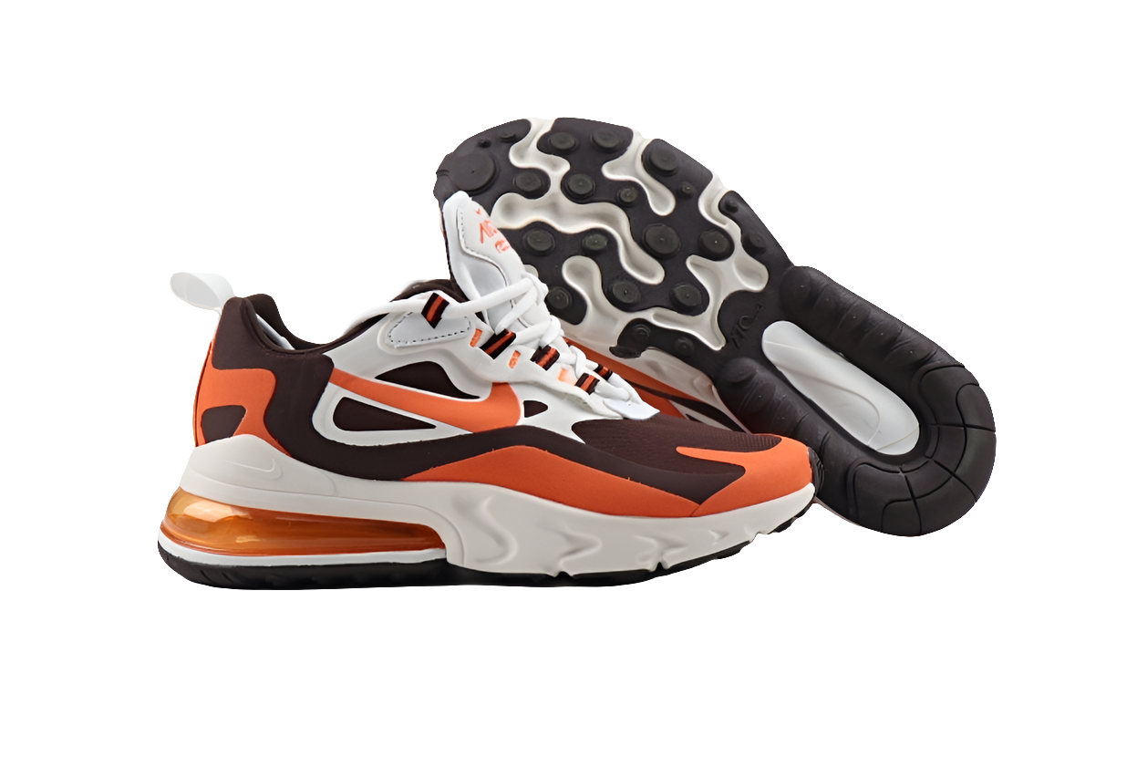 Les baskets Nike React offrent une combinaison exceptionnelle de style moderne et d'innovation technologique. Leur design élégant et les lignes épurées en font un choix incontournable.pas cher.le moins cher.