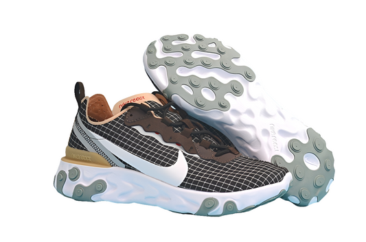 Les baskets Nike React offrent une combinaison exceptionnelle de style moderne et d'innovation technologique. Leur design élégant et les lignes épurées en font un choix incontournable.pas cher.le moins cher.