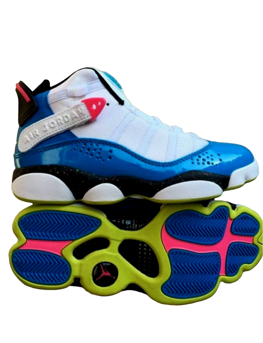 Les baskets Air Jordan 6 offrent un style emblématique et une performance remarquable.
 leur design distinctif et l'utilisation de matériaux. Baskets pas Cher. Le moins cher.