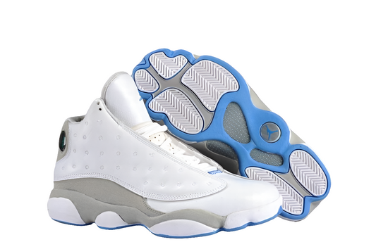 Les baskets Air Jordan 13 offrent un style iconique et une performance remarquable.
De plus,leur design distinctif et l'utilisation. Pas cher, sneakers