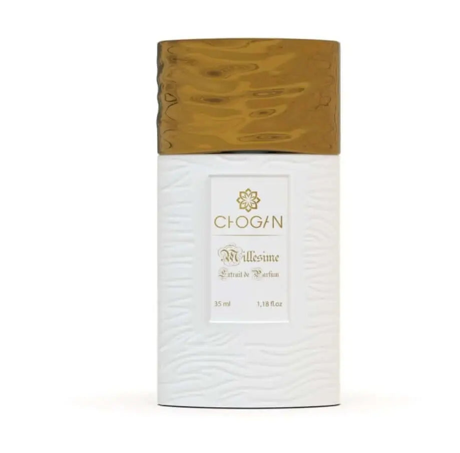 Les parfums Chogan pour femme offrent une combi. naison parfaite d’élégance raffinée et de séduction intemporelle. Devenez irrésistible