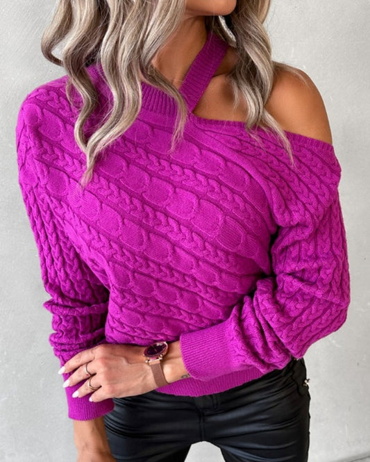 Pull en maille torsadée à manches longues et épaules dénudées