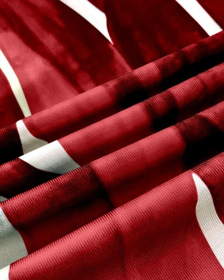 Premièrement : Cette robe longue décontractée à bretelles épaisses et imprimé végétal, coupe ajustée et fendue avec poches Femme.