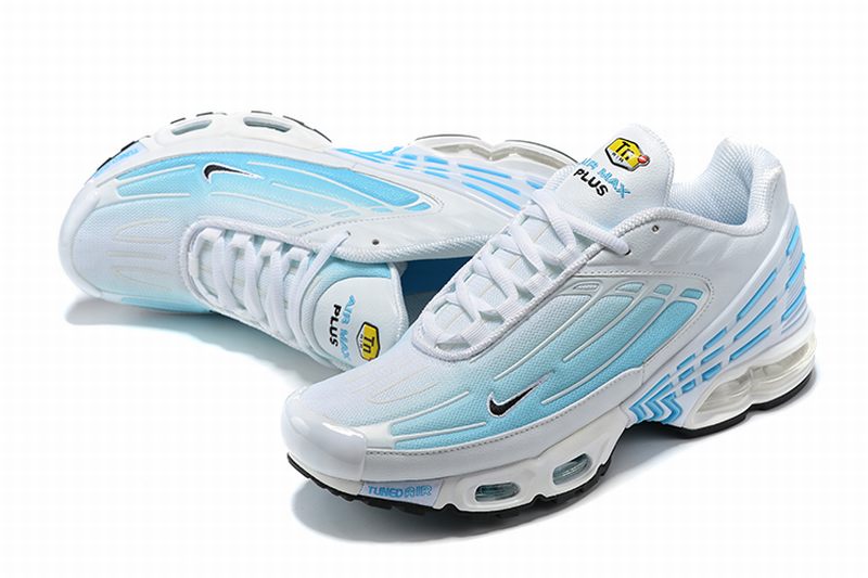 Résultats de l'évolution emblématique de la ligne Nike, les Nike TN Air Max Plus Femme sont un témoignage de l'engagement de Nike à combiner style et innovation.
