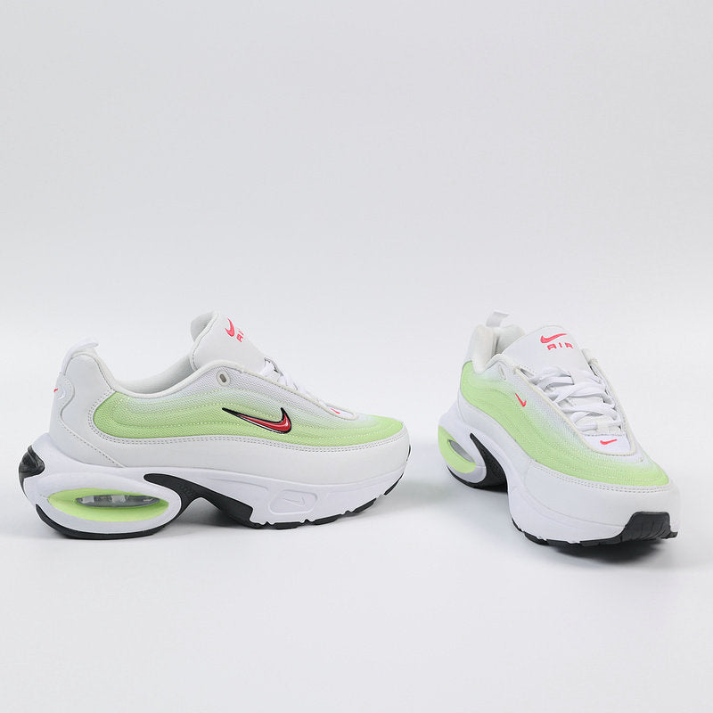 Les baskets Nike Air Max Portal incarnent un style moderne exceptionnelle. Avec leur design futuriste et épuré.pas cher.