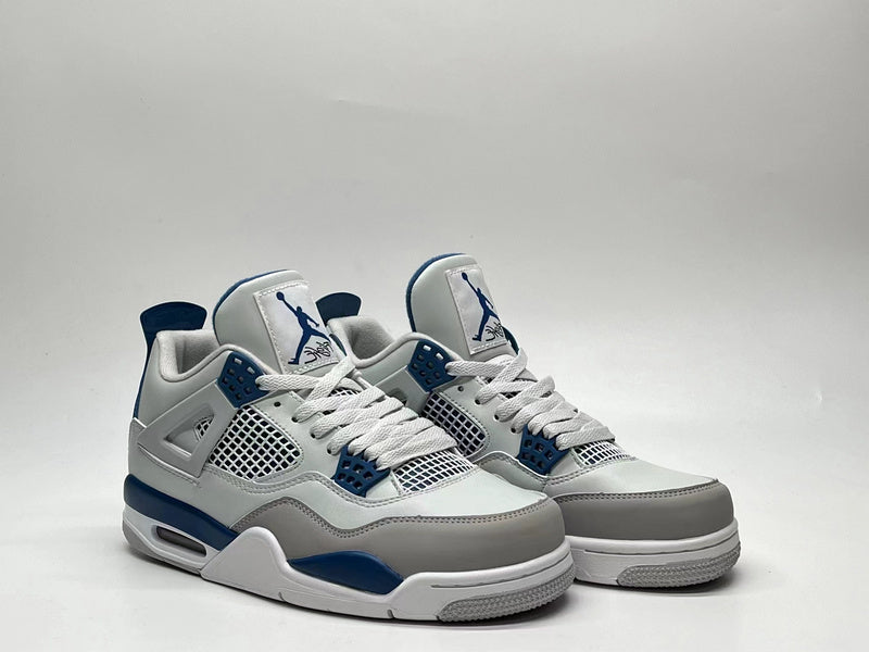 Premièrement : Les baskets Air Jordan 4 Femme se distinguent par leur design iconique et leur capacité à allier style et fonctionnalité.