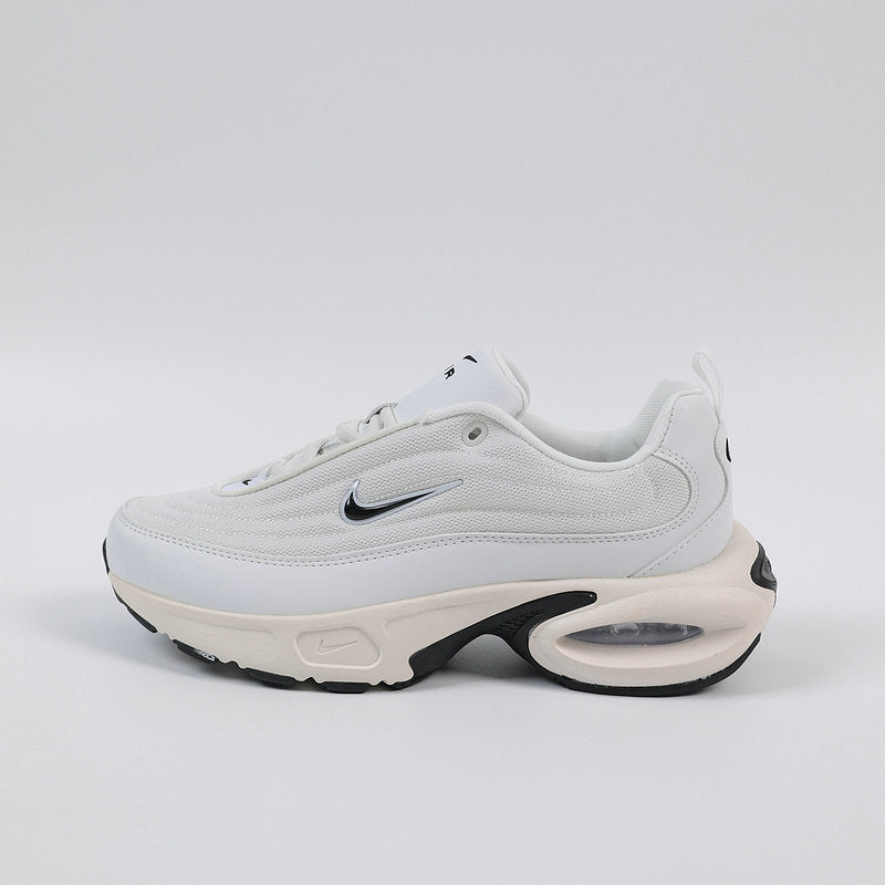 Les baskets Nike Air Max Portal incarnent un style moderne exceptionnelle. Avec leur design futuriste et épuré.pas cher.