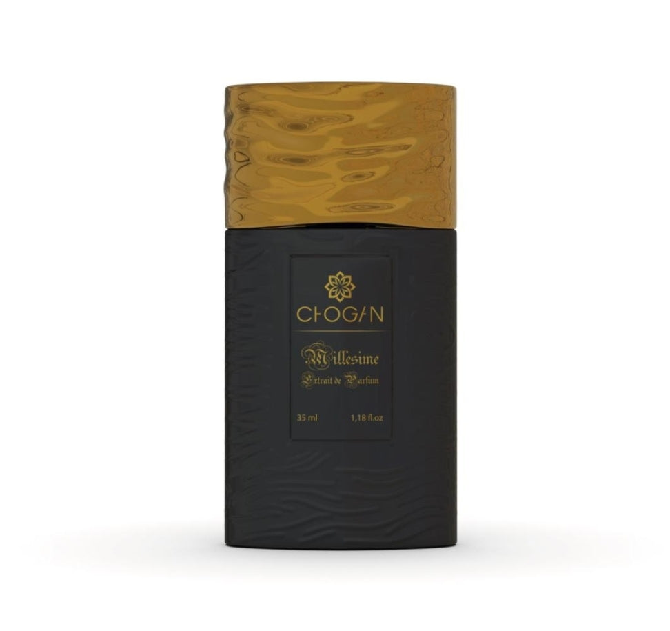 Les parfums Chogan pour homme offrent une combinaison parfaite d’élégance raffinée et de séduction intemporelle. Devenez irrésistible