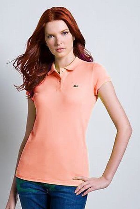 Premièrement :Les polos Lacoste Femme offrent une élégance et une qualité inégalées.