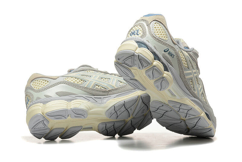 Premièrement :Les baskets Asics offrent une combinaison parfaite de style et de performance.