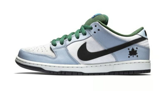 les baskets Nike SB Dunk femme Low sont un témoignage de l'engagement de Nike à combiner style et innovation.