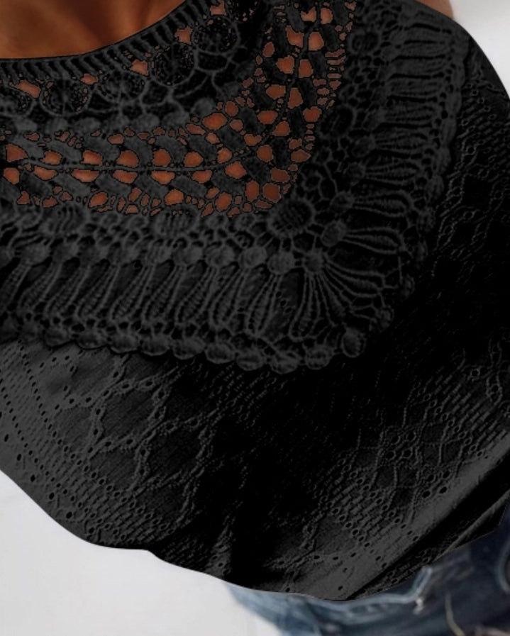 Premièrement : Ce débardeur sans manches en dentelle contrastée texturée, coupe slim décontractée Femme