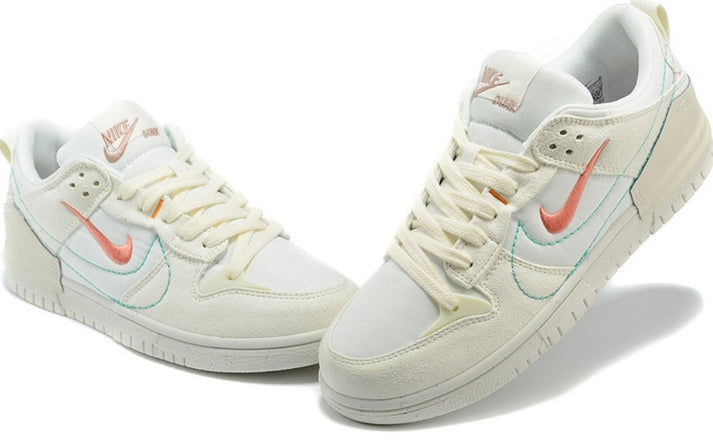 les baskets Nike SB Dunk femme Low sont un témoignage de l'engagement de Nike à combiner style et innovation.