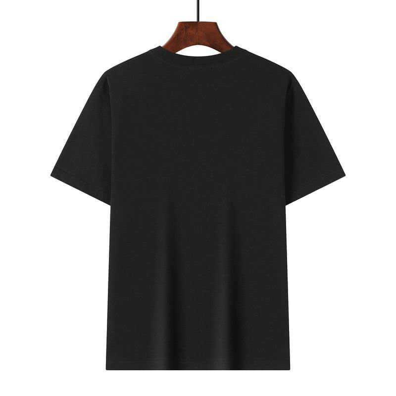Premièrement : les T shirts Chanel Femme offrent une élégance et un confort inégalés.