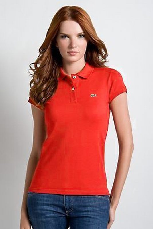 Premièrement :Les polos Lacoste Femme offrent une élégance et une qualité inégalées.