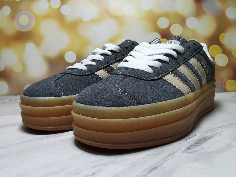 Premièrement : Les Adidas Gazelle Femme allient un style emblématique à une performance exceptionnelle.