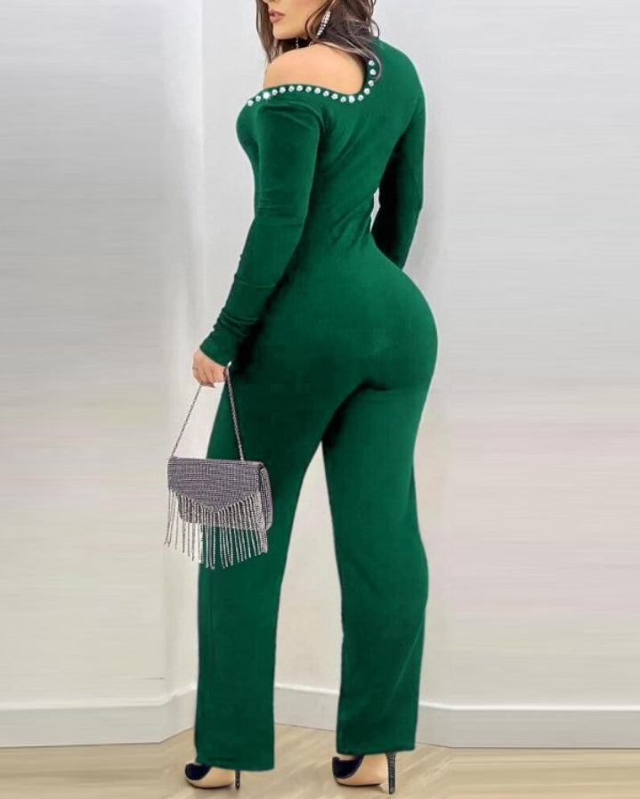 Premièrement : Brillez avec style grâce à cette Combinaison à épaules dénudées et col haut avec strass et manches longues, coupe slim évasée femme.