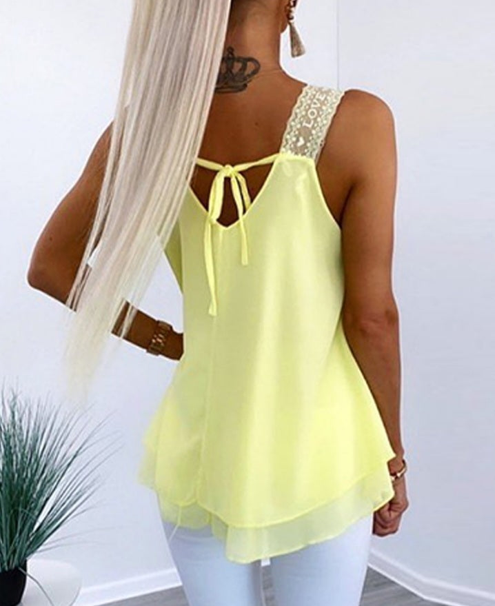 Premièrement : Ce Débardeur à col en U et bretelles épaisses avec détails en dentelle contrastée femme.