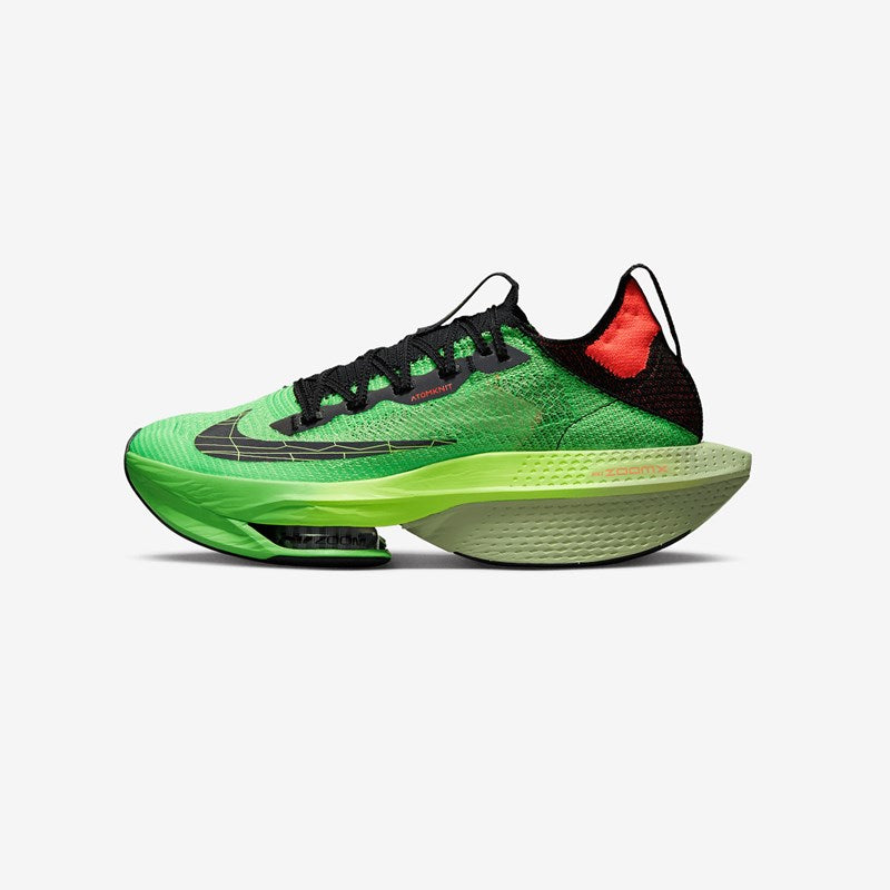 Les baskets Nike Air Zoom Femme se démarquent par leur design sportif et moderne, conçu pour maximiser les performances exceptionnelles