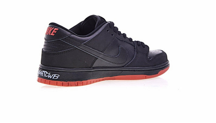 les baskets Nike SB Dunk femme Low sont un témoignage de l'engagement de Nike à combiner style et innovation.