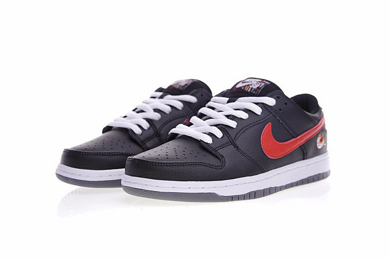 les baskets Nike SB Dunk femme Low sont un témoignage de l'engagement de Nike à combiner style et innovation.