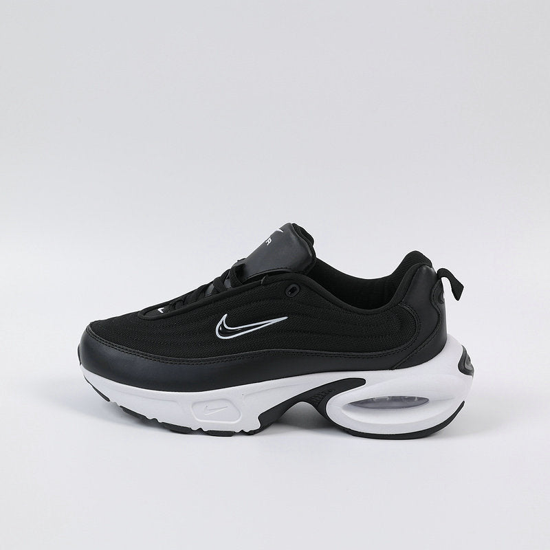 Baskets Nike Air Max Portal offrent un style emblématique et une performance exceptionnelle.
De plus, leur design distinctif