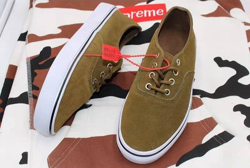 Les baskets Vans Femme se distinguent par leur style intemporel et leur esprit californien décontracté, faisant d’elles un symbole de liberté et d’individualité.