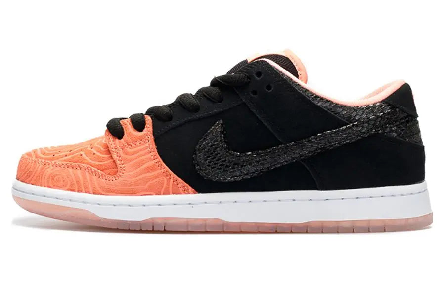 les baskets Nike SB Dunk femme Low sont un témoignage de l'engagement de Nike à combiner style et innovation.