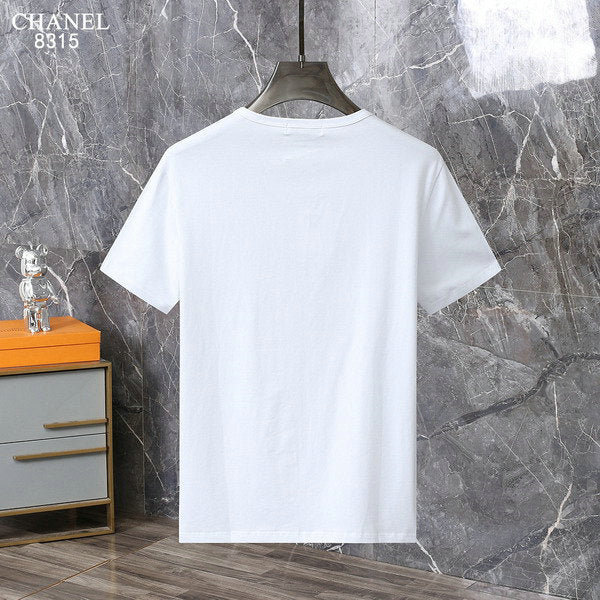 Premièrement : les T shirts Chanel Femme offrent une élégance et un confort inégalés.